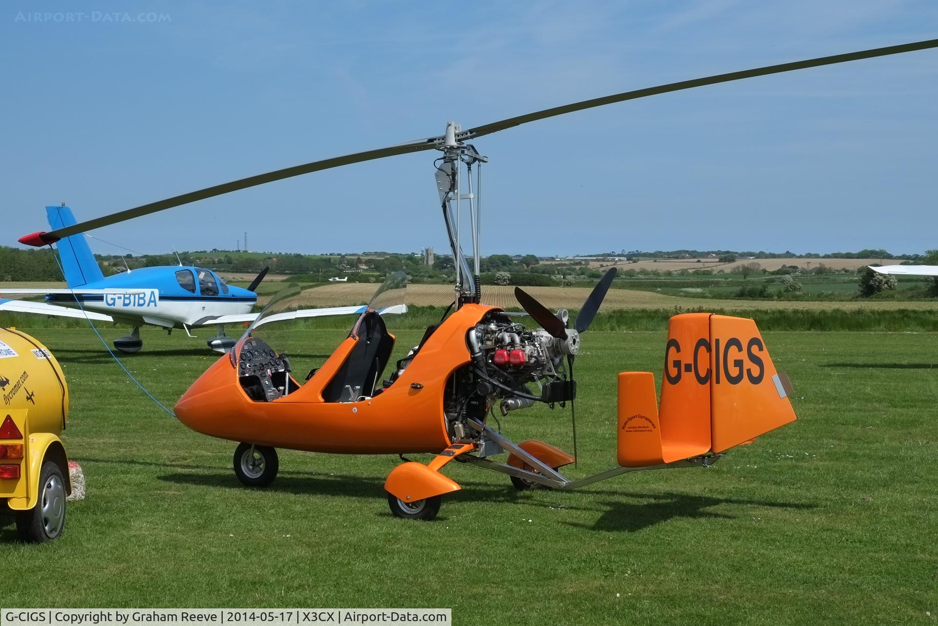 G-CIGS, 2013 Rotorsport UK MTO Sport C/N RSUK/MTOS/052, Parked at Northrepps.