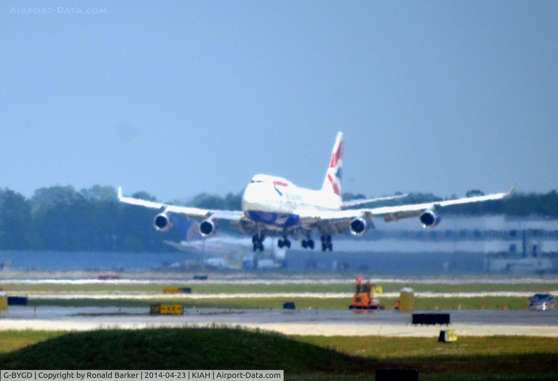 G-BYGD, 1999 Boeing 747-436 C/N 28857, Landing Houston