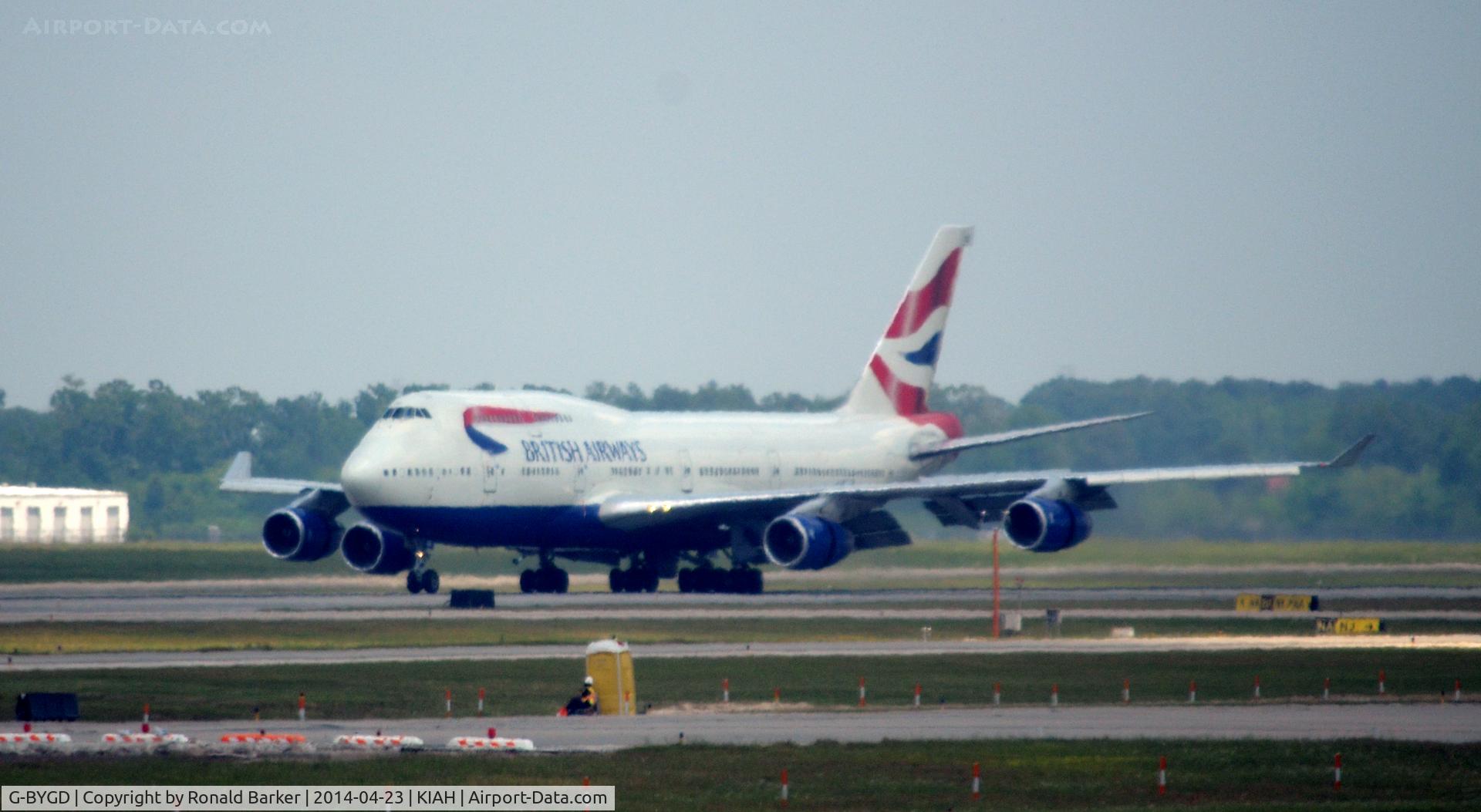 G-BYGD, 1999 Boeing 747-436 C/N 28857, Landing roll Houston