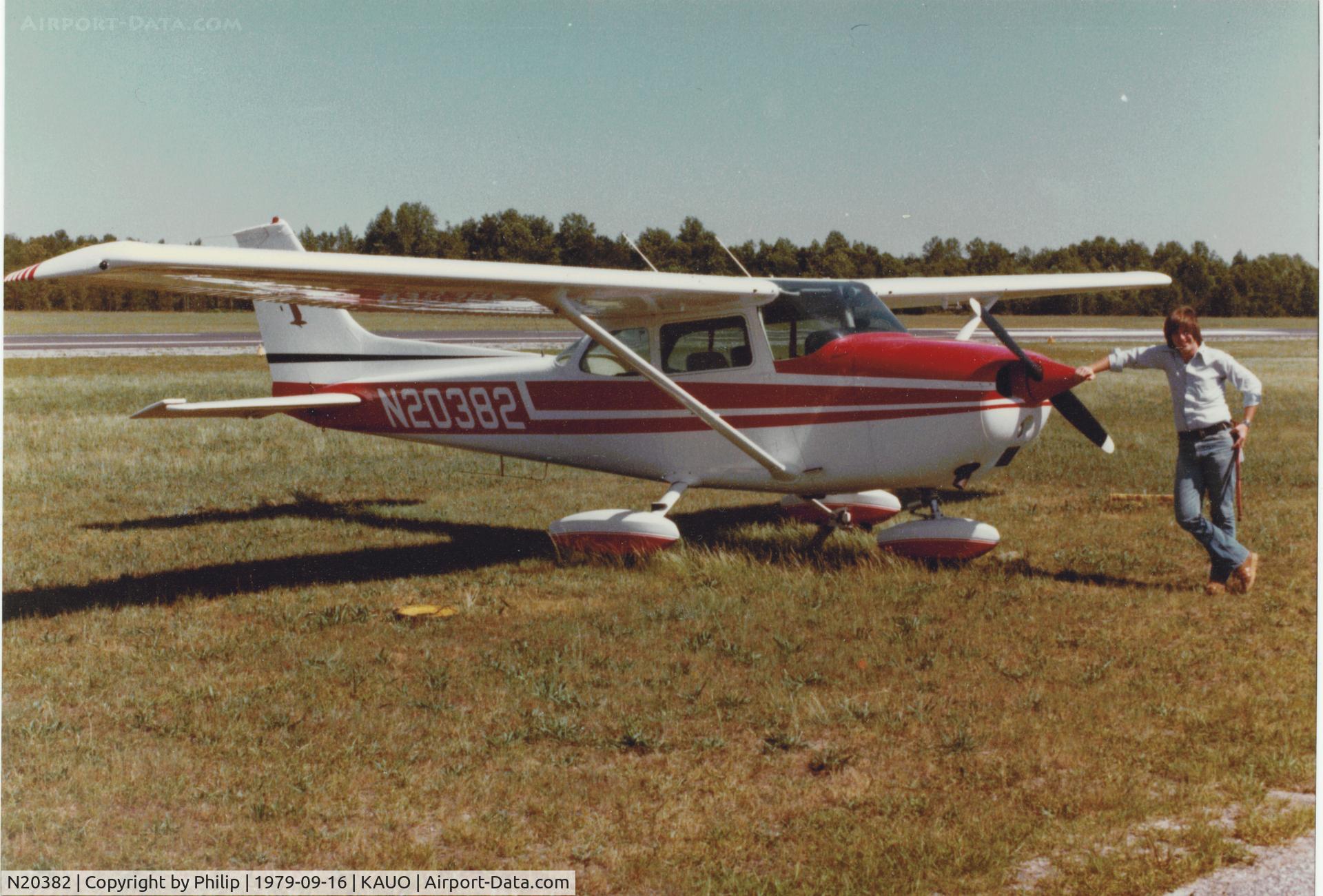N20382, 1972 Cessna 172M C/N 17261242, This photo taken the family aircraft while a student at Auburn University.
