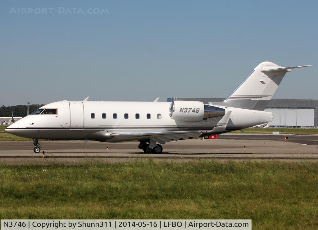 N3746, 2000 Canadair Challenger 604 (CL-600-2B16) C/N 5368, Taxiing to the General Aviation area...