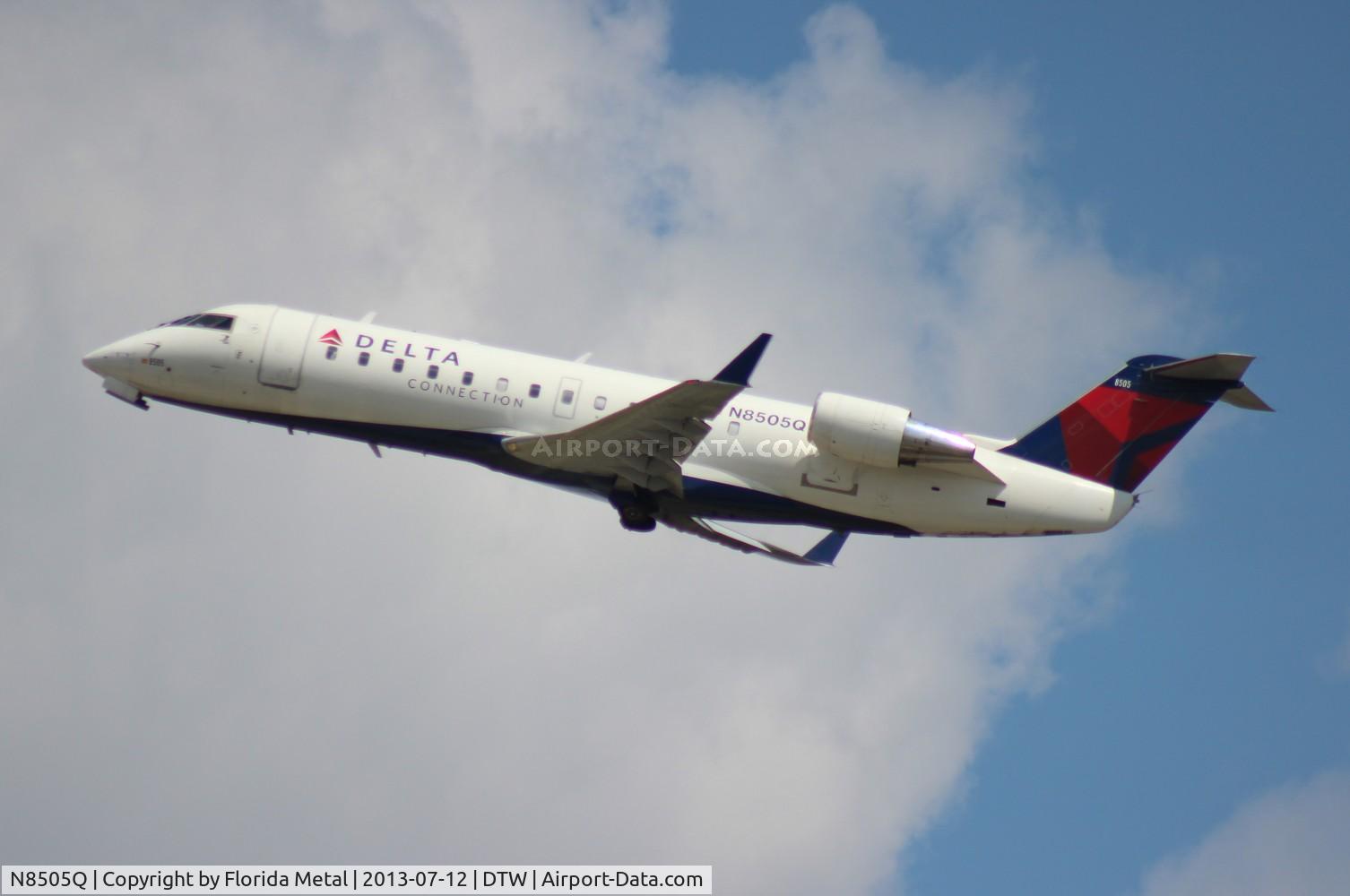 N8505Q, 2001 Bombardier CRJ-200LR (CL-600-2B19) C/N 7505, Delta Connection CRJ-200