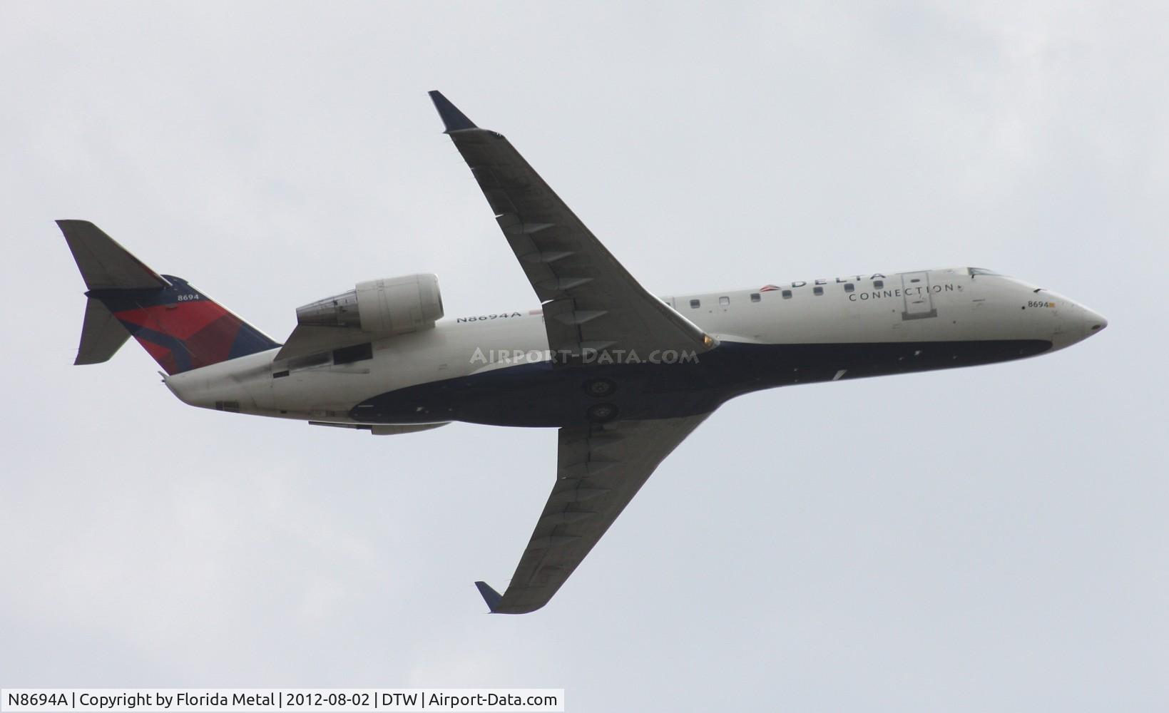 N8694A, 2002 Canadair CRJ-200 (CL-600-2B19) C/N 7694, Delta CRJ-440