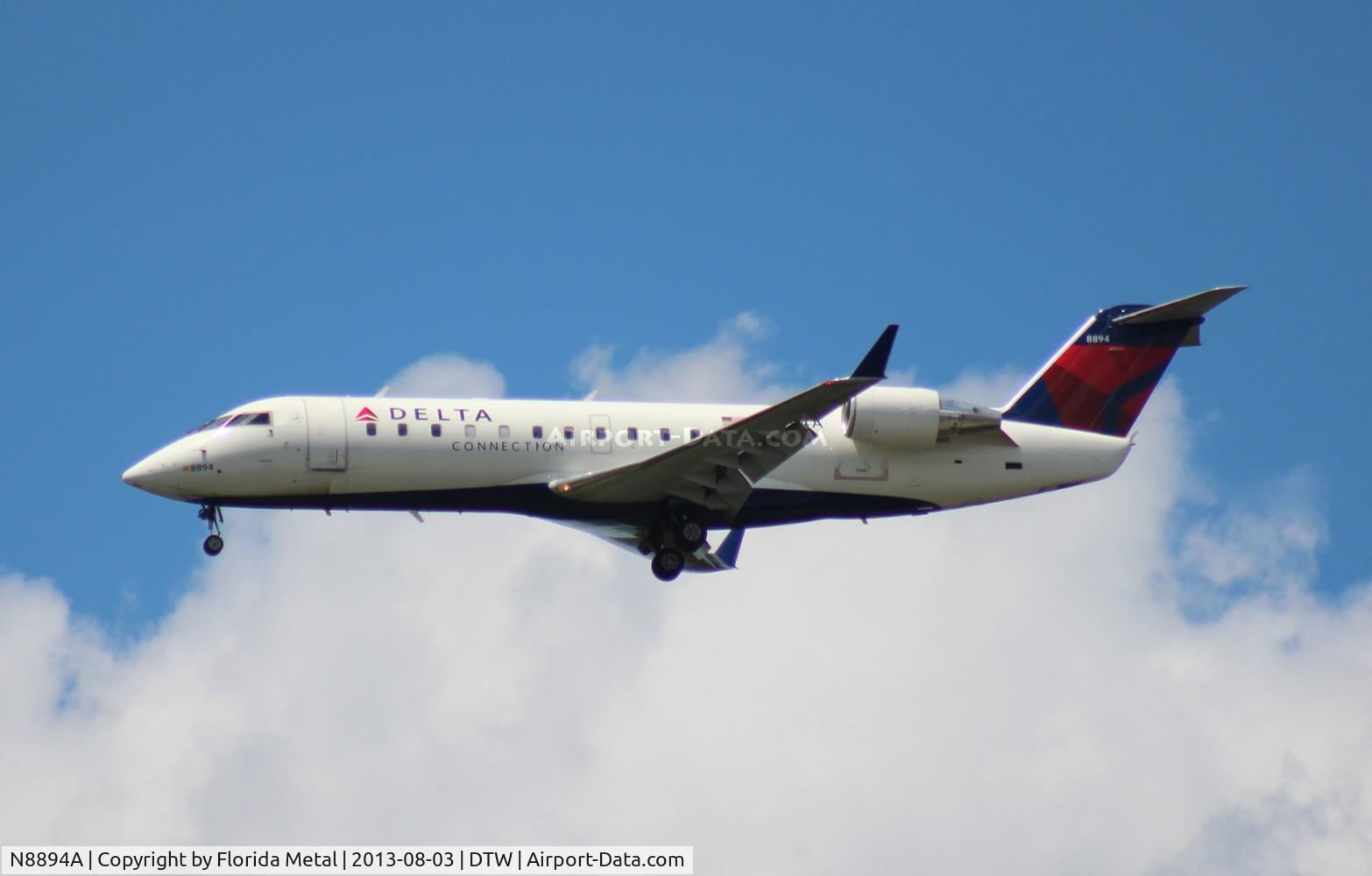 N8894A, 2003 Canadair CRJ-200LR (CL-600-2B19) C/N 7894, Delta Connection CRJ-200