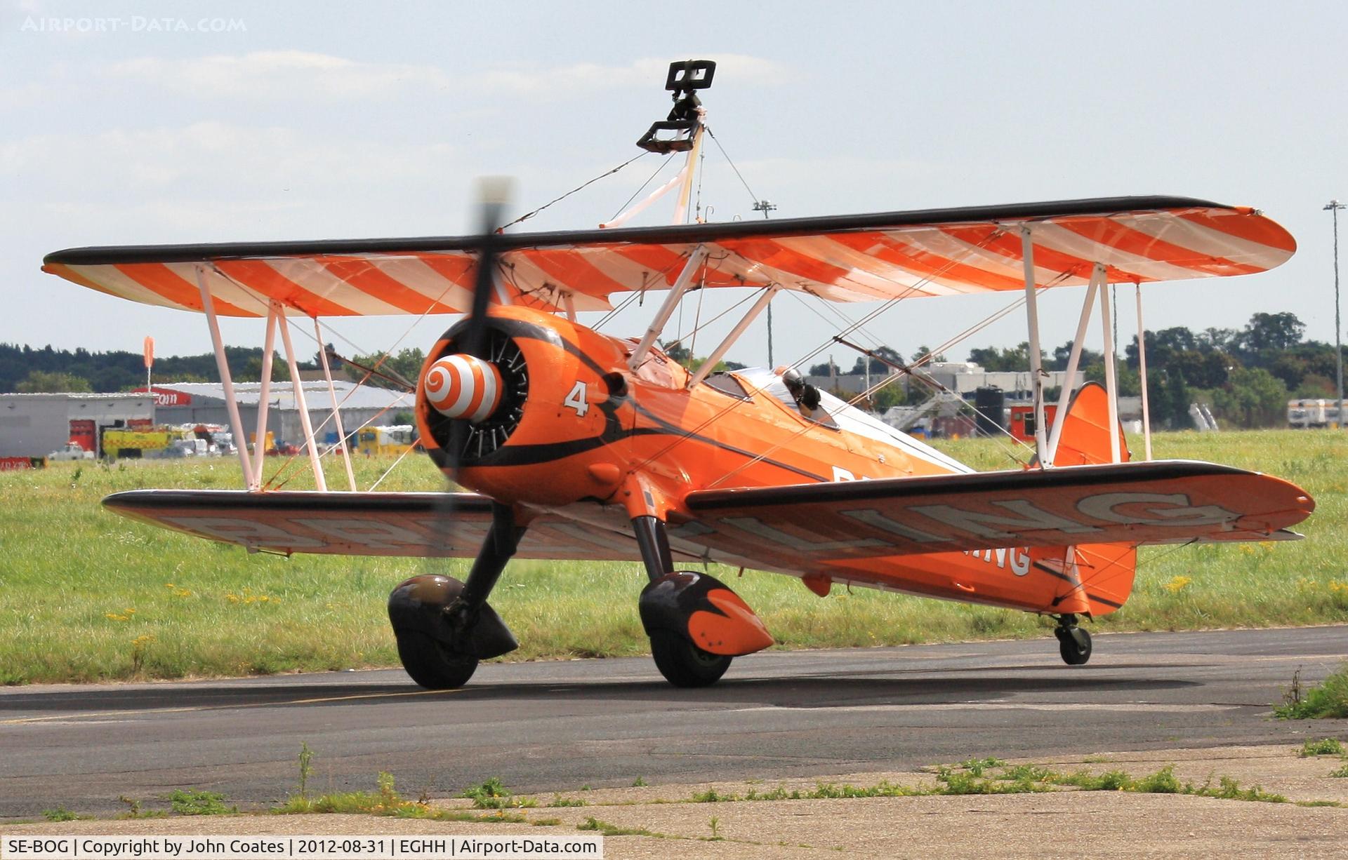 SE-BOG, 1942 Boeing N2S-3 Kaydet (B75N1) C/N 75-7128, Taxiing
