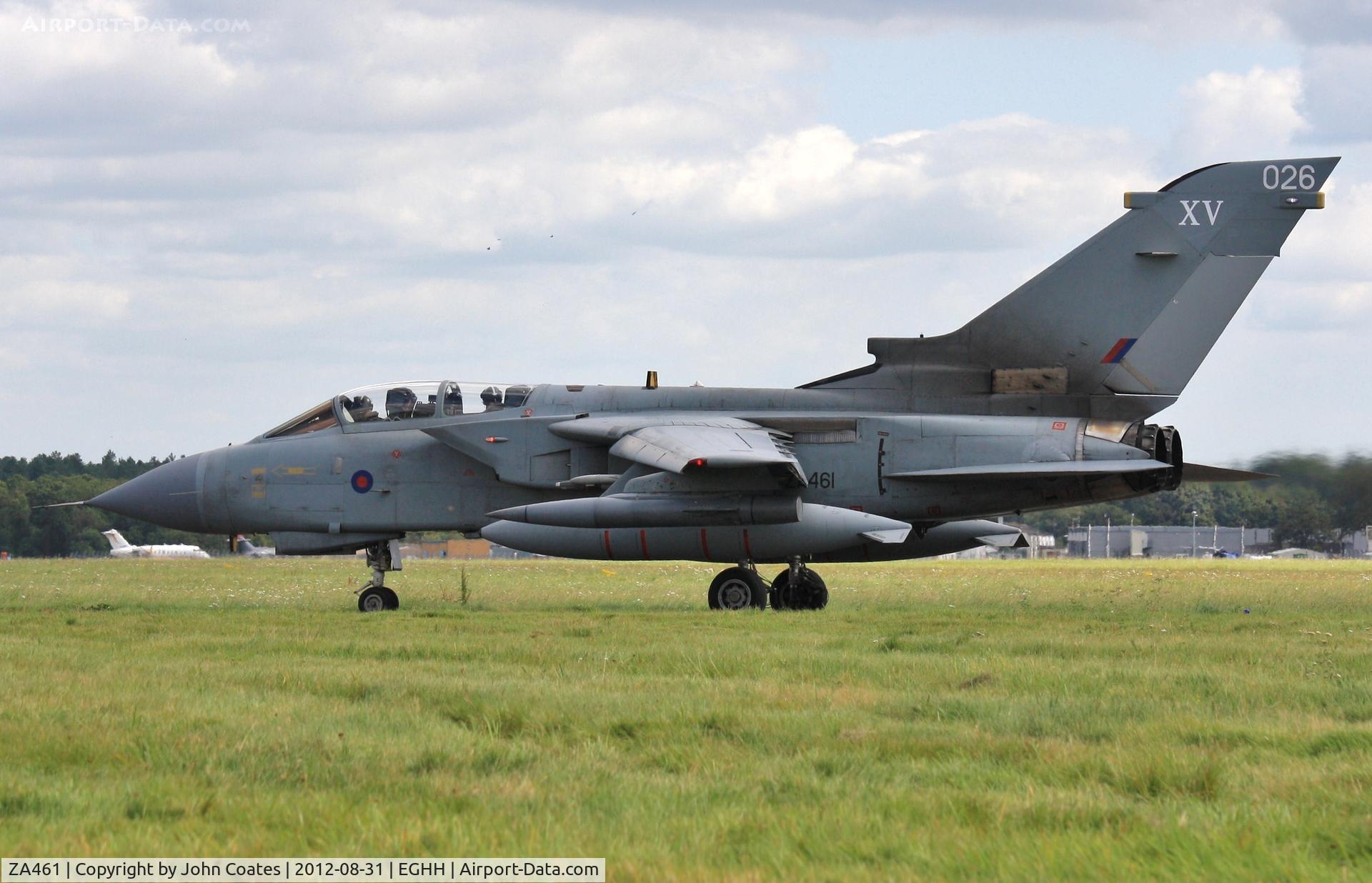 ZA461, 1983 Panavia Tornado GR.4 C/N BS091/269/3127, Taxiing