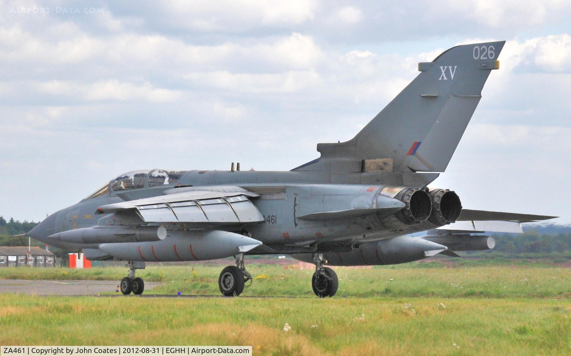 ZA461, 1983 Panavia Tornado GR.4 C/N BS091/269/3127, Taxiing