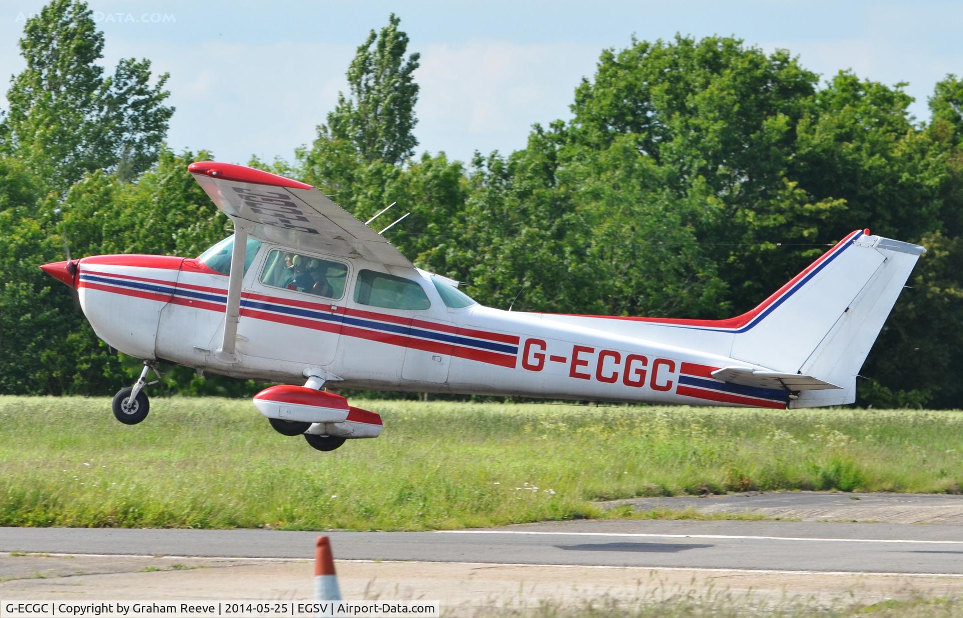 G-ECGC, 1979 Reims F172N Skyhawk C/N 1850, Departing from Old Buckenham.