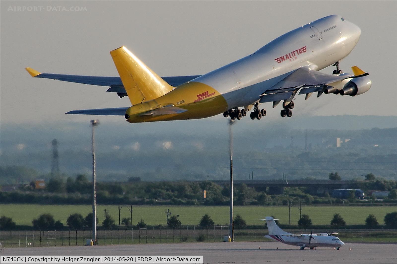 N740CK, 1989 Boeing 747-4H6 C/N 24405, Leaving LEJ westbound ....