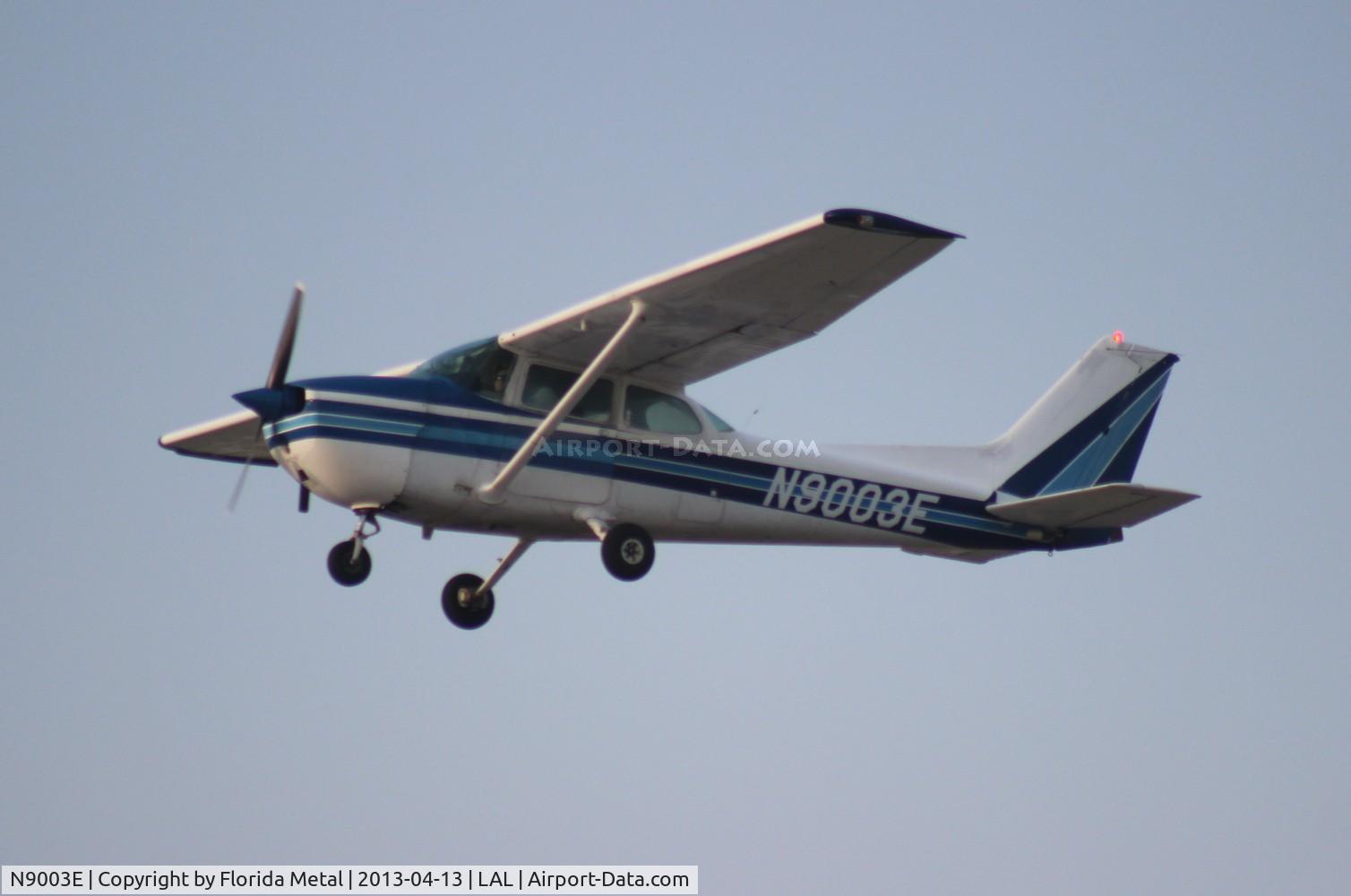 N9003E, 1979 Cessna 172N C/N 17272215, Cessna 172N leaving Sun N Fun