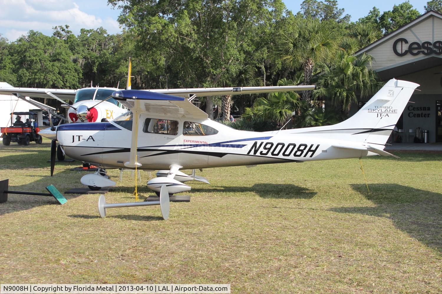 N9008H, Cessna 182T Skylane C/N 18282227, Cessna 182T at Sun N Fun