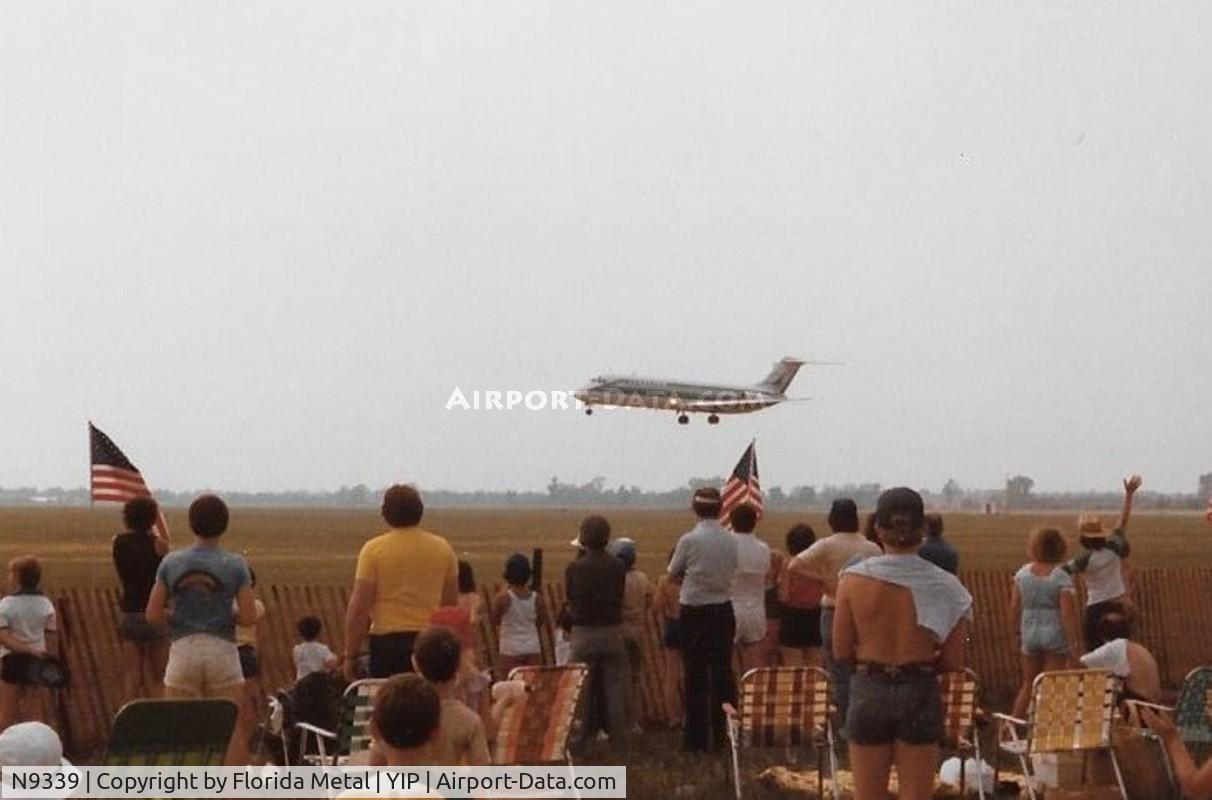 N9339, 1969 Douglas DC-9-31 C/N 47382, Republic Airlines DC-9-31 doing a fly by at Willow Run Airshow back in the 1980s