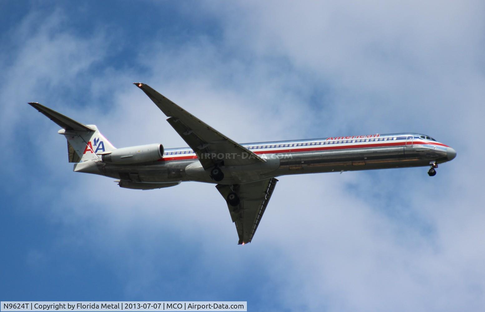 N9624T, 1998 McDonnell Douglas MD-83 (DC-9-83) C/N 53594, American MD-83