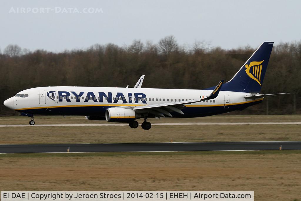 EI-DAE, 2002 Boeing 737-8AS C/N 33545, eheh....