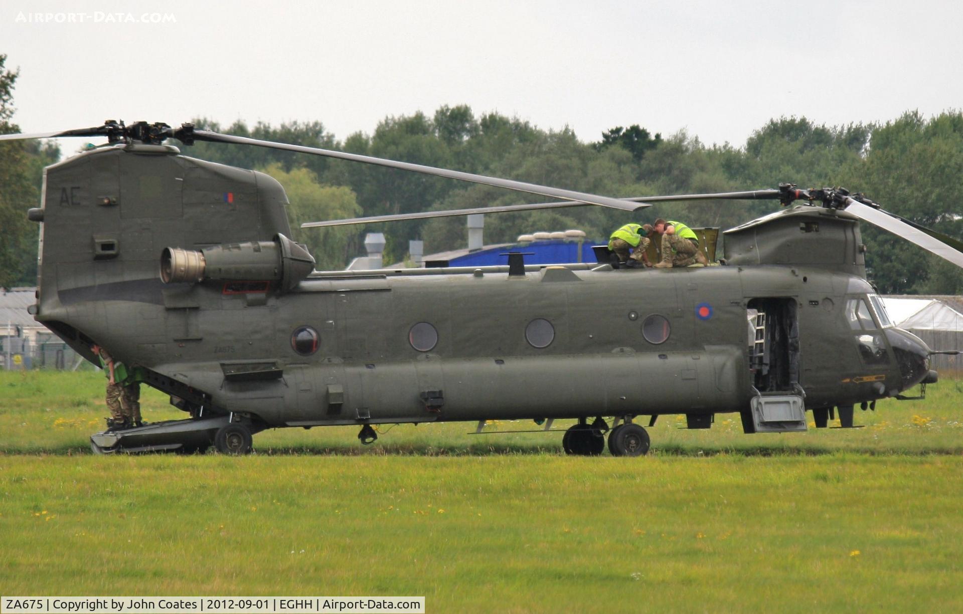 ZA675, Boeing Vertol Chinook HC.2 C/N M/A006/B-822/M7009, For seaside show
