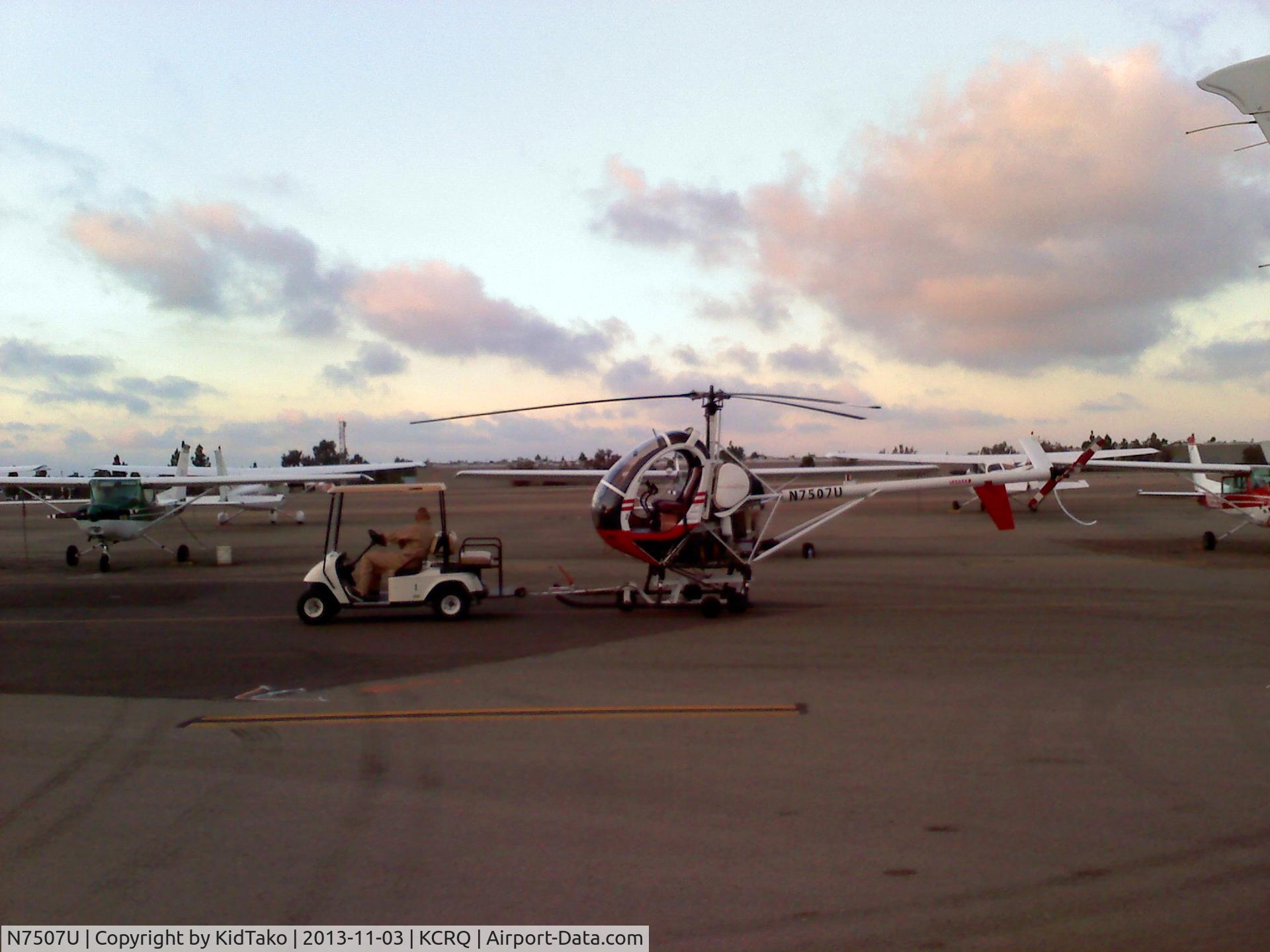N7507U, 1989 Schweizer 269C C/N S1393, Being pulled in