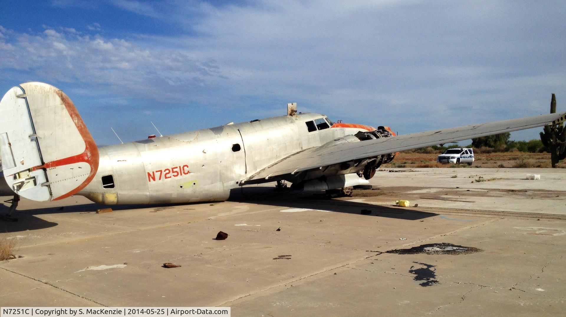 N7251C, 1945 Lockheed PV-2 Harpoon C/N 15-1516, Lying in the desert on the Gila River Indian Community