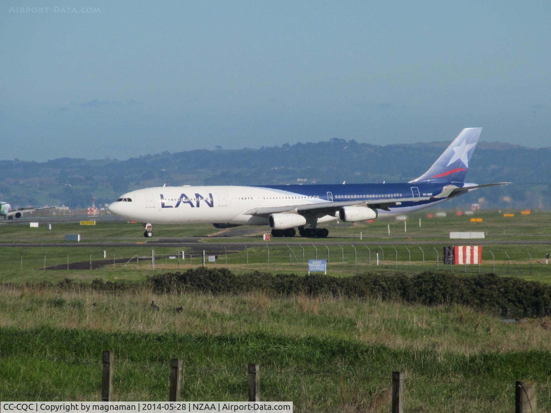 CC-CQC, 2000 Airbus A340-313X C/N 363, Off to Chile from Sydney on regular daily flight.