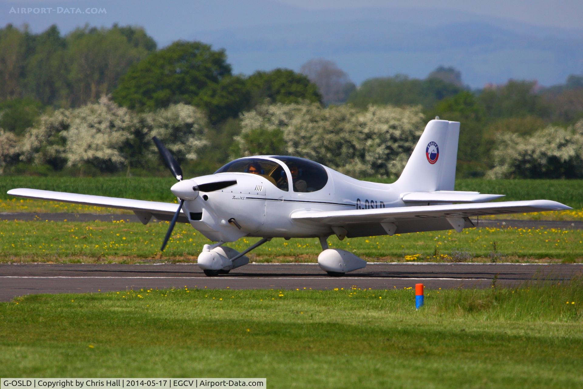 G-OSLD, 2000 Europa XS Tri-Gear C/N PFA 247-13641, Sleap visitor