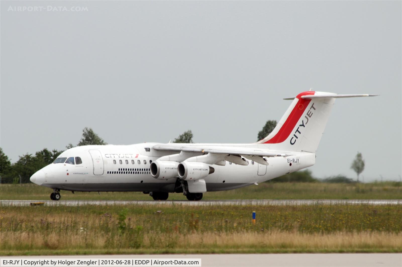 EI-RJY, 1997 British Aerospace Avro 146-RJ85 C/N E.2307, Rare visitor on rwy 26R...