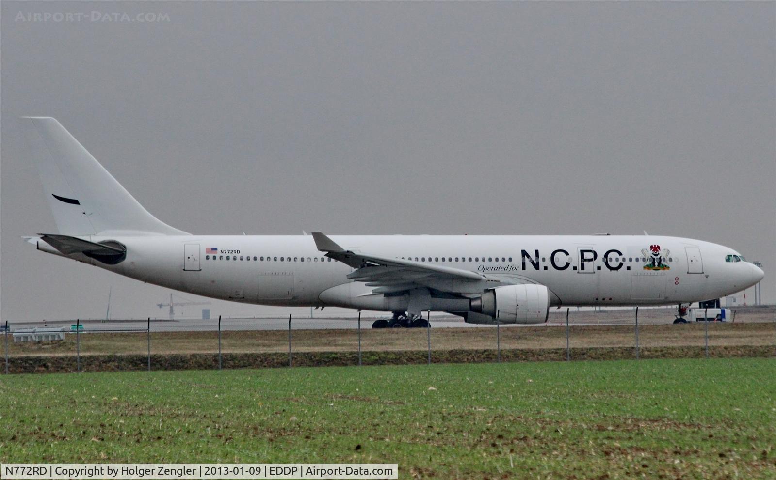 N772RD, 2000 Airbus A330-223 C/N 343, Former Ryan big bird on apron 1 west...