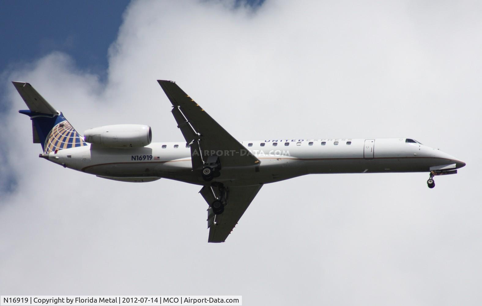 N16919, 2001 Embraer EMB-145LR C/N 145393, United E145LR
