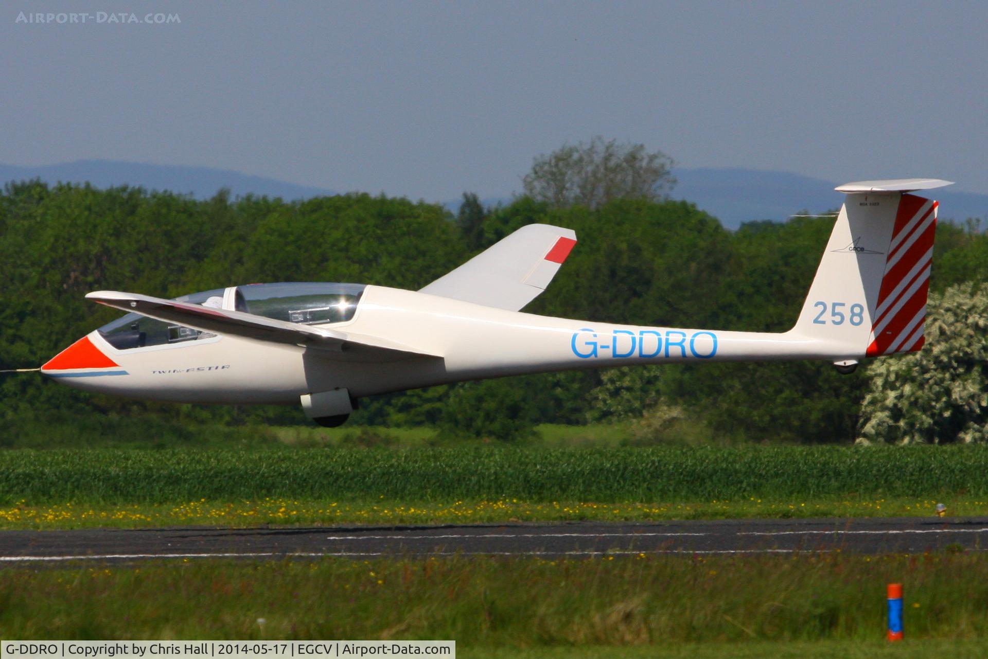 G-DDRO, 1977 Grob G-103 Twin Astir C/N 3027, Sleap resident