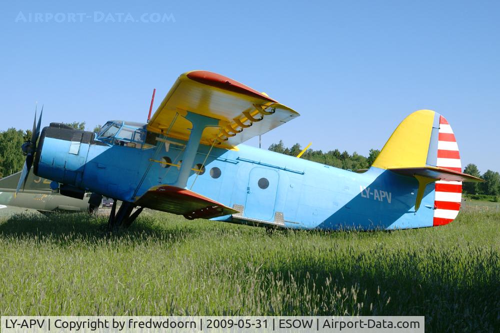 LY-APV, Antonov An-2TP C/N 1G233-23, Vasteras Aeromuseum