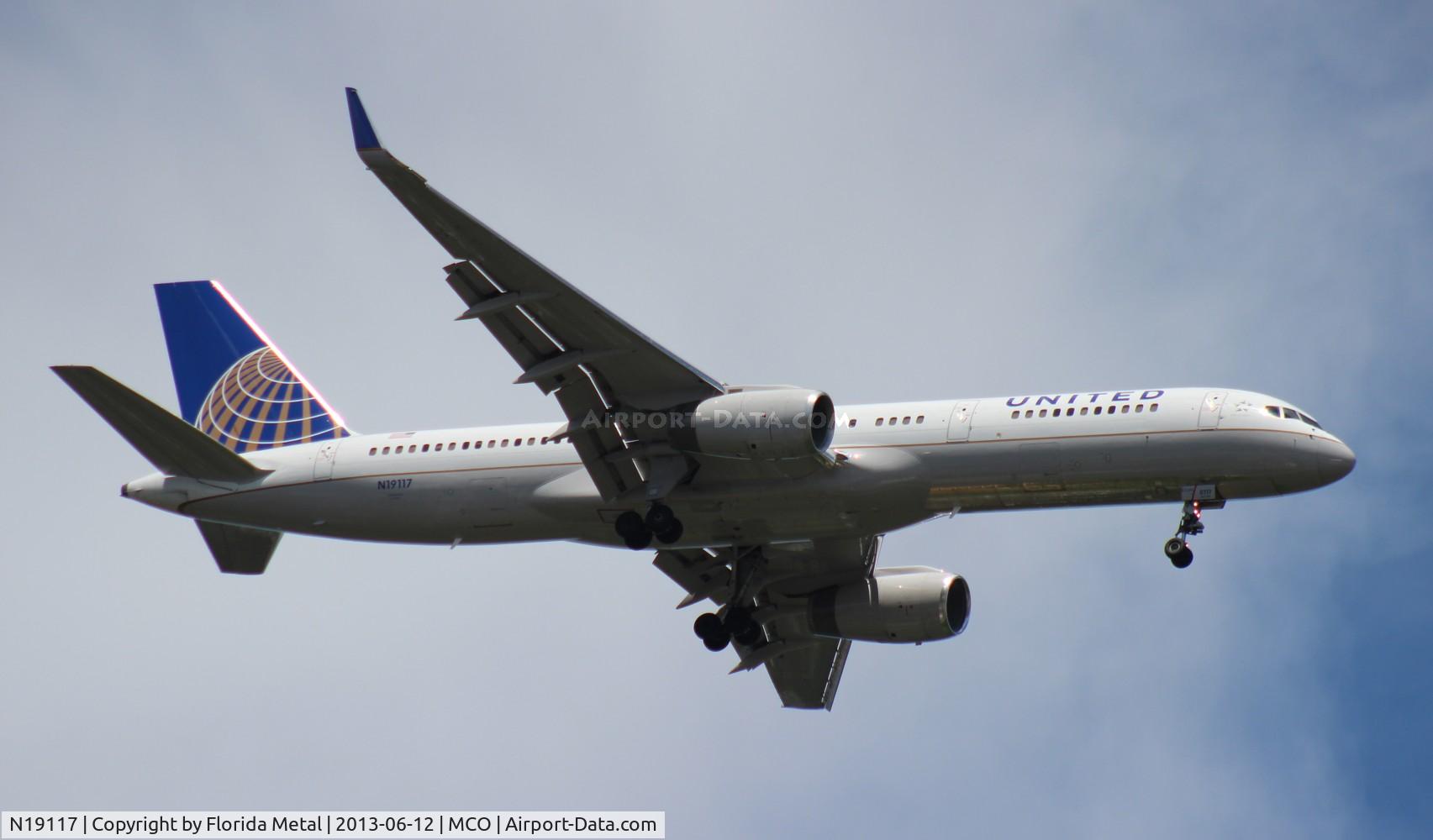 N19117, 1996 Boeing 757-224 C/N 27559, United 757-200