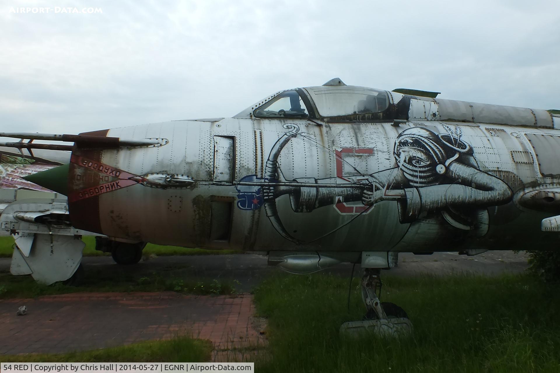 54 RED, Sukhoi Su-17M C/N 69004, close up of the nose art