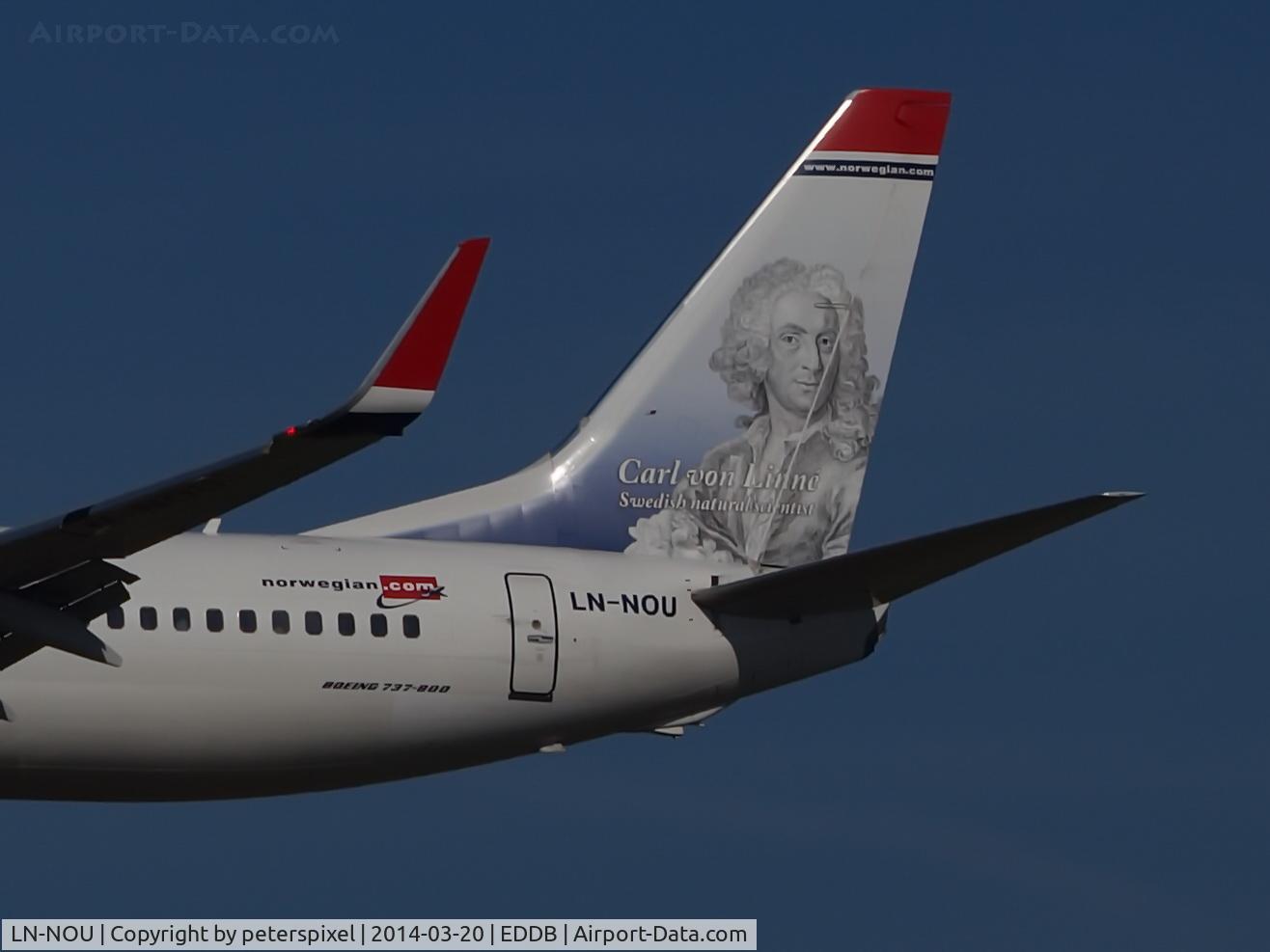 LN-NOU, 2009 Boeing 737-8FZ C/N 29674, norwegian.com