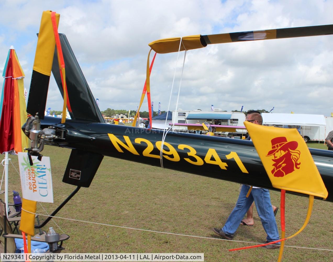 N29341, 2004 Rotorway Exec 162F C/N 6689, Light chopper tail art
