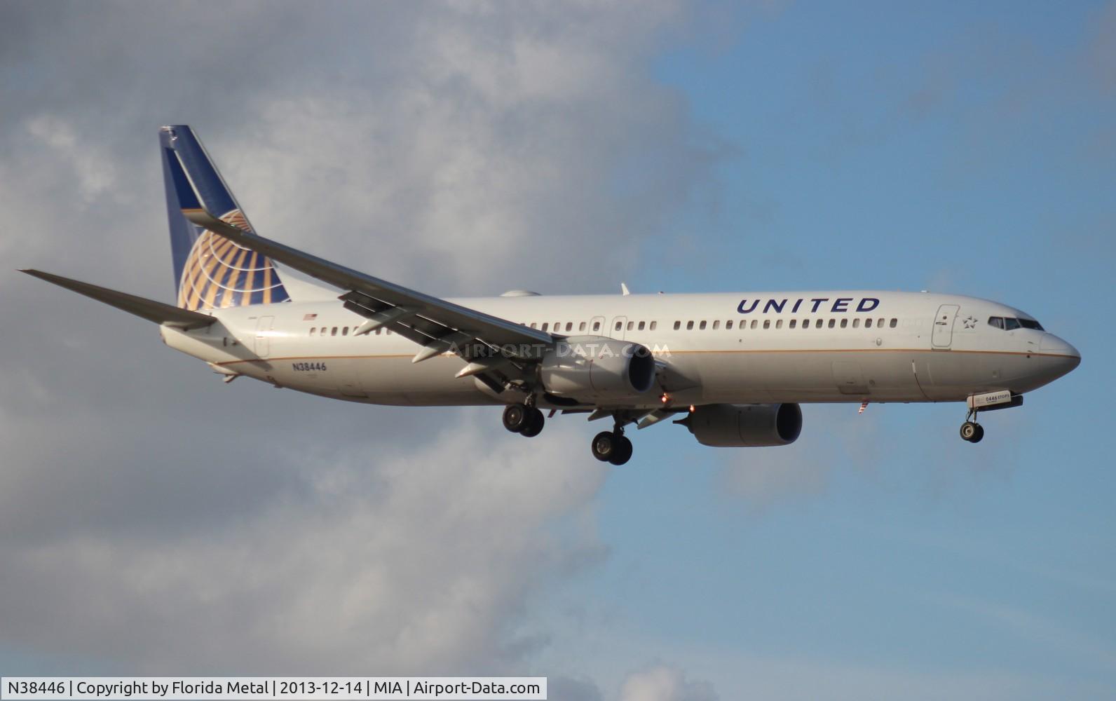 N38446, 2012 Boeing 737-924/ER C/N 31661, United 737-900