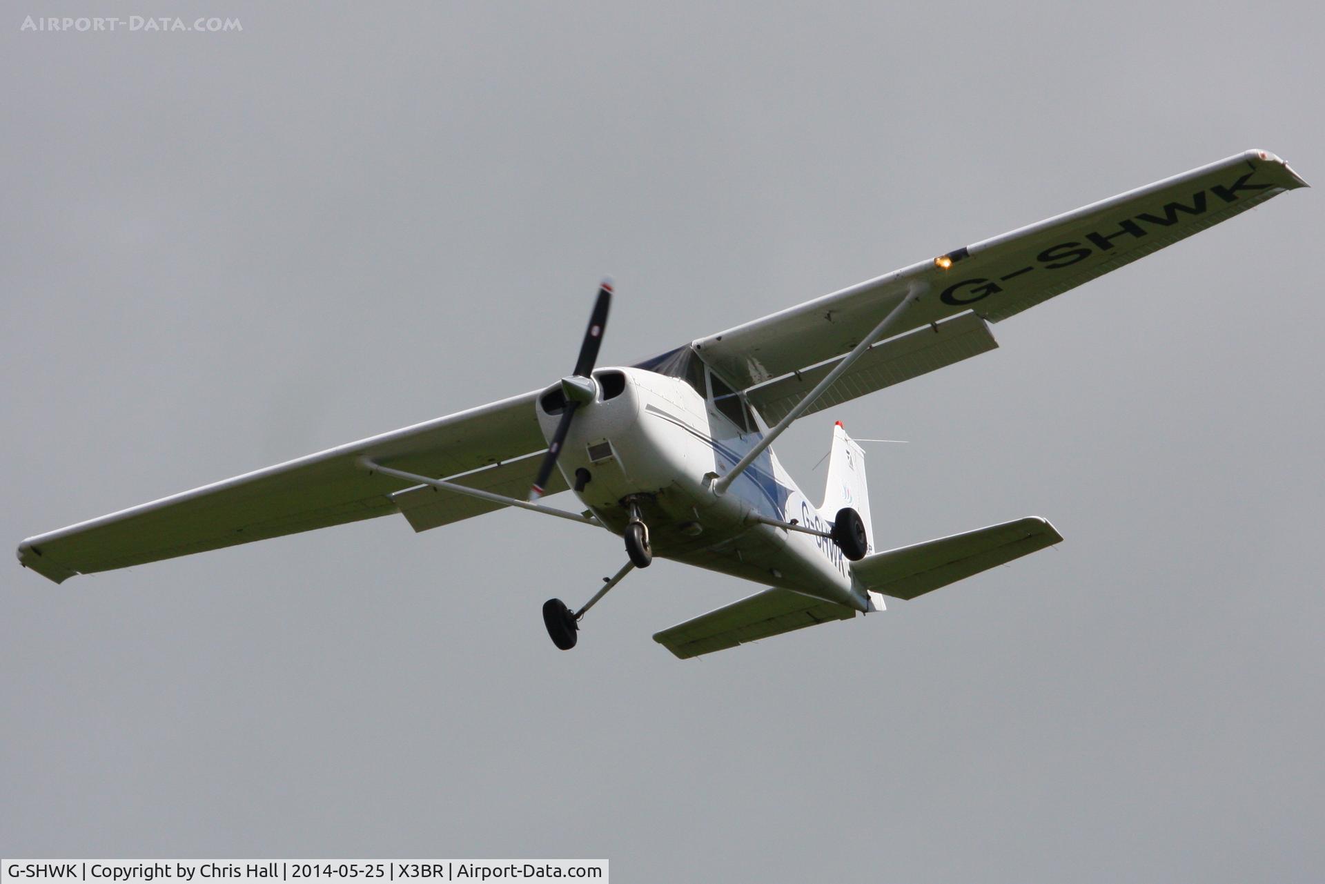 G-SHWK, 2004 Cessna 172S Skyhawk SP C/N 172S9642, visitor at the Cold War Jets Open Day 2014