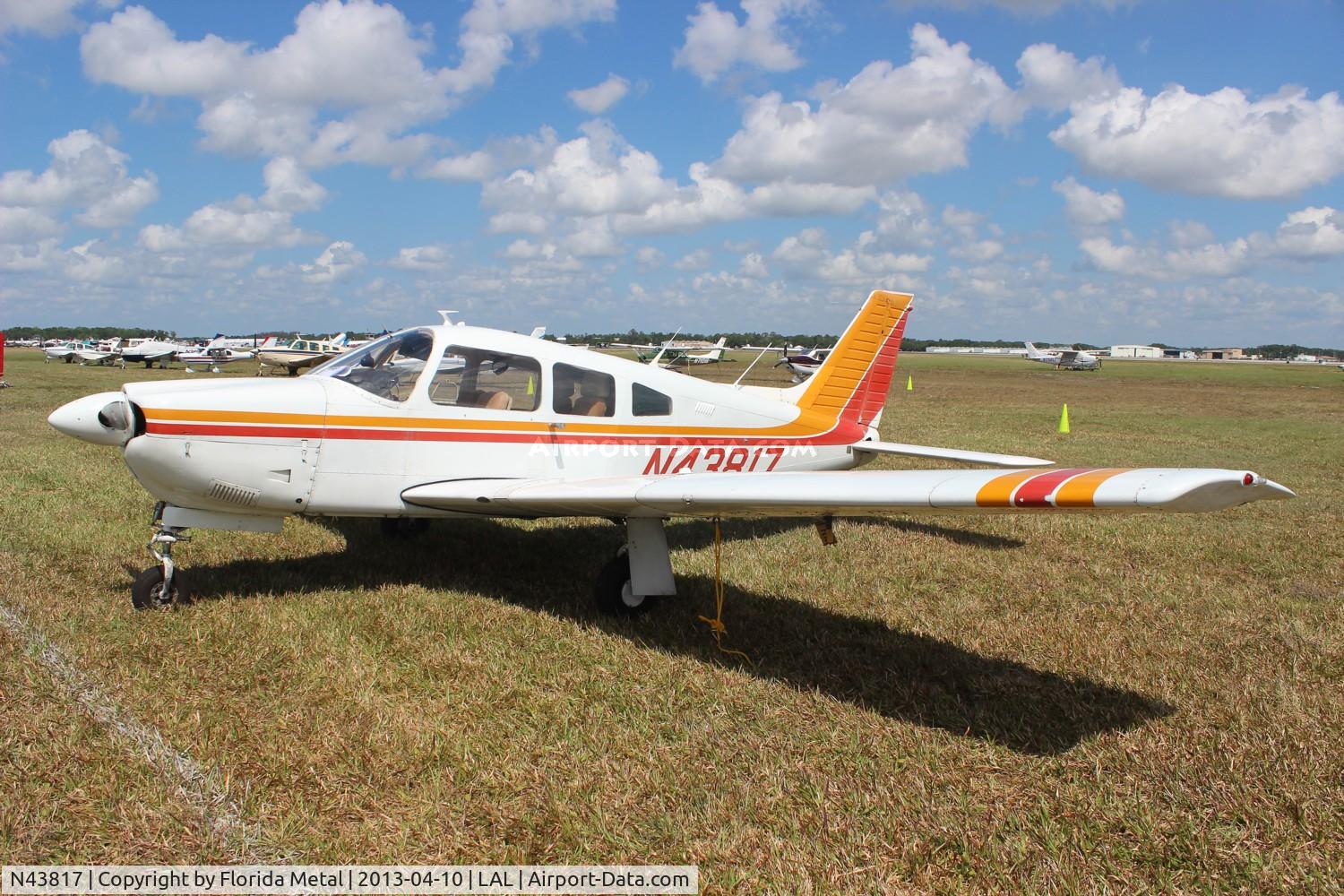 N43817, 1977 Piper PA-28R-201 Cherokee Arrow III C/N 28R-7737136, PA-28R-200