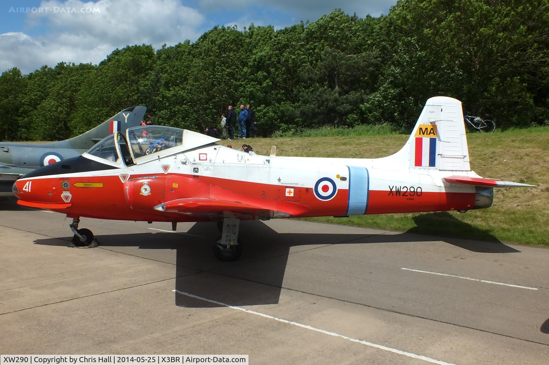 XW290, 1969 BAC 84 Jet Provost T.5A C/N EEP/JP/954, at the Cold War Jets Open Day 2014