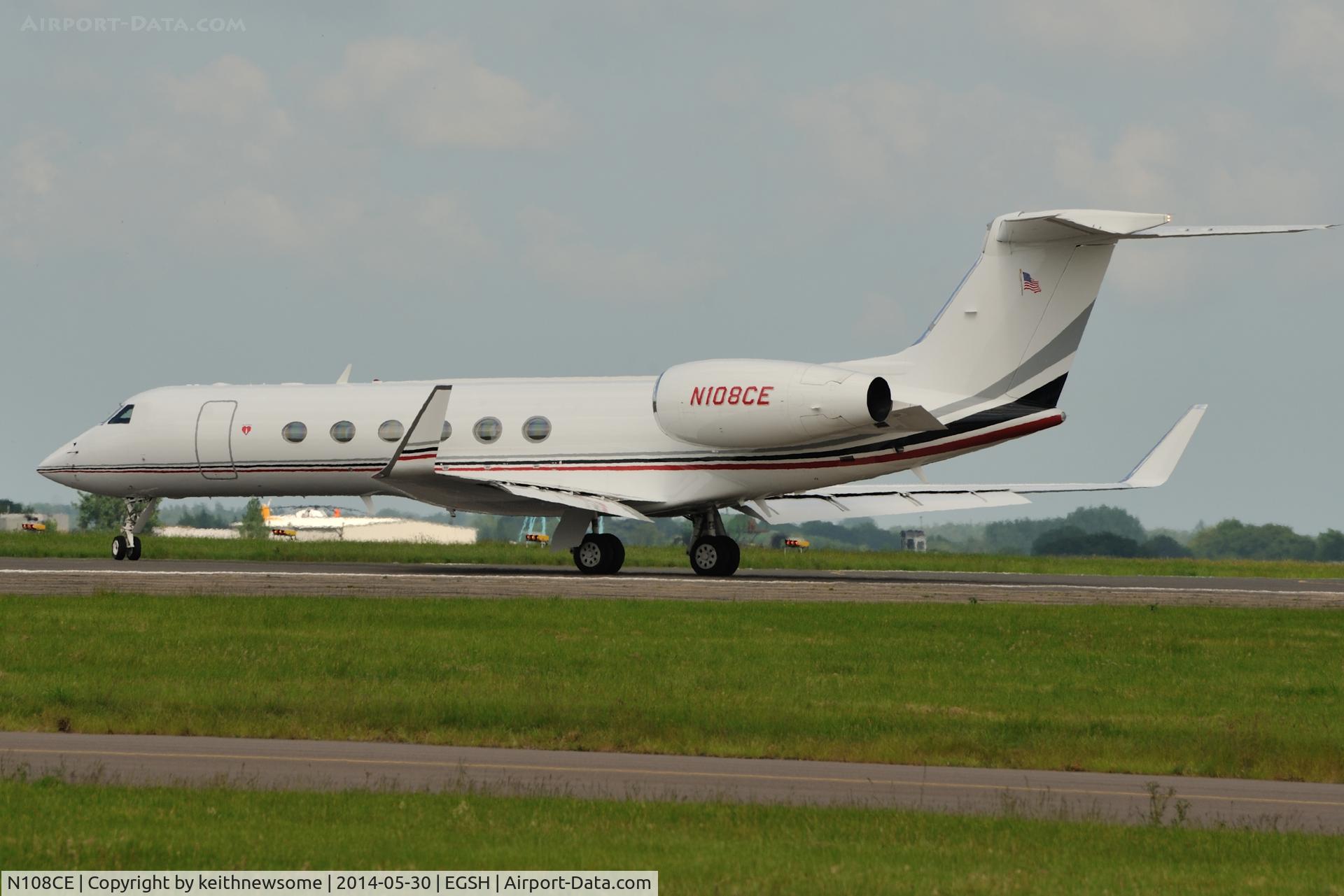 N108CE, 1998 Gulfstream Aerospace G-V C/N 561, Leaving Norwich.
