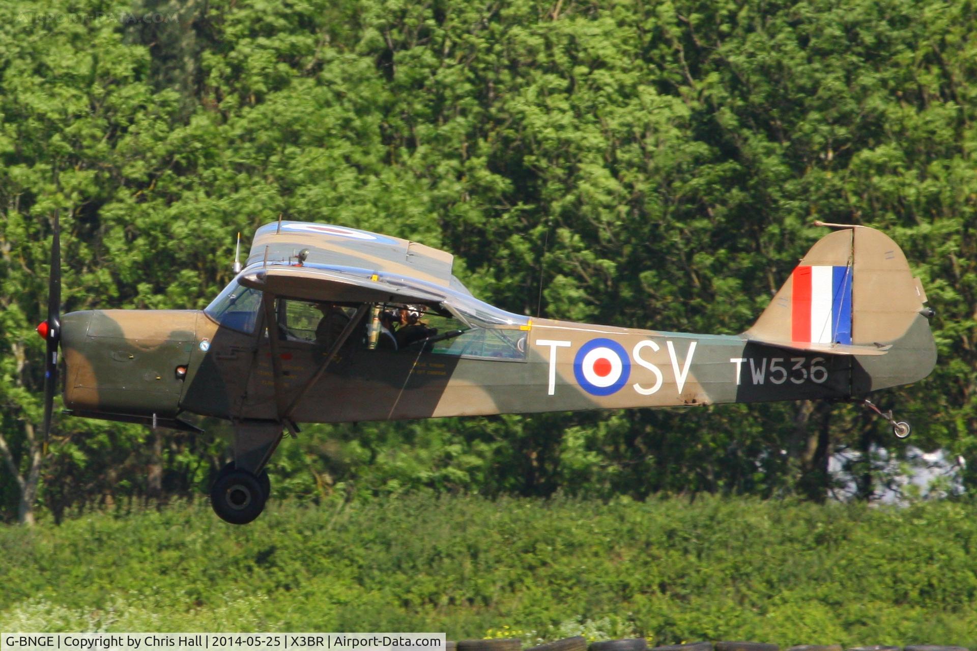 G-BNGE, 1946 Auster AOP.6 C/N 1925, visitor at the Cold War Jets Open Day 2014