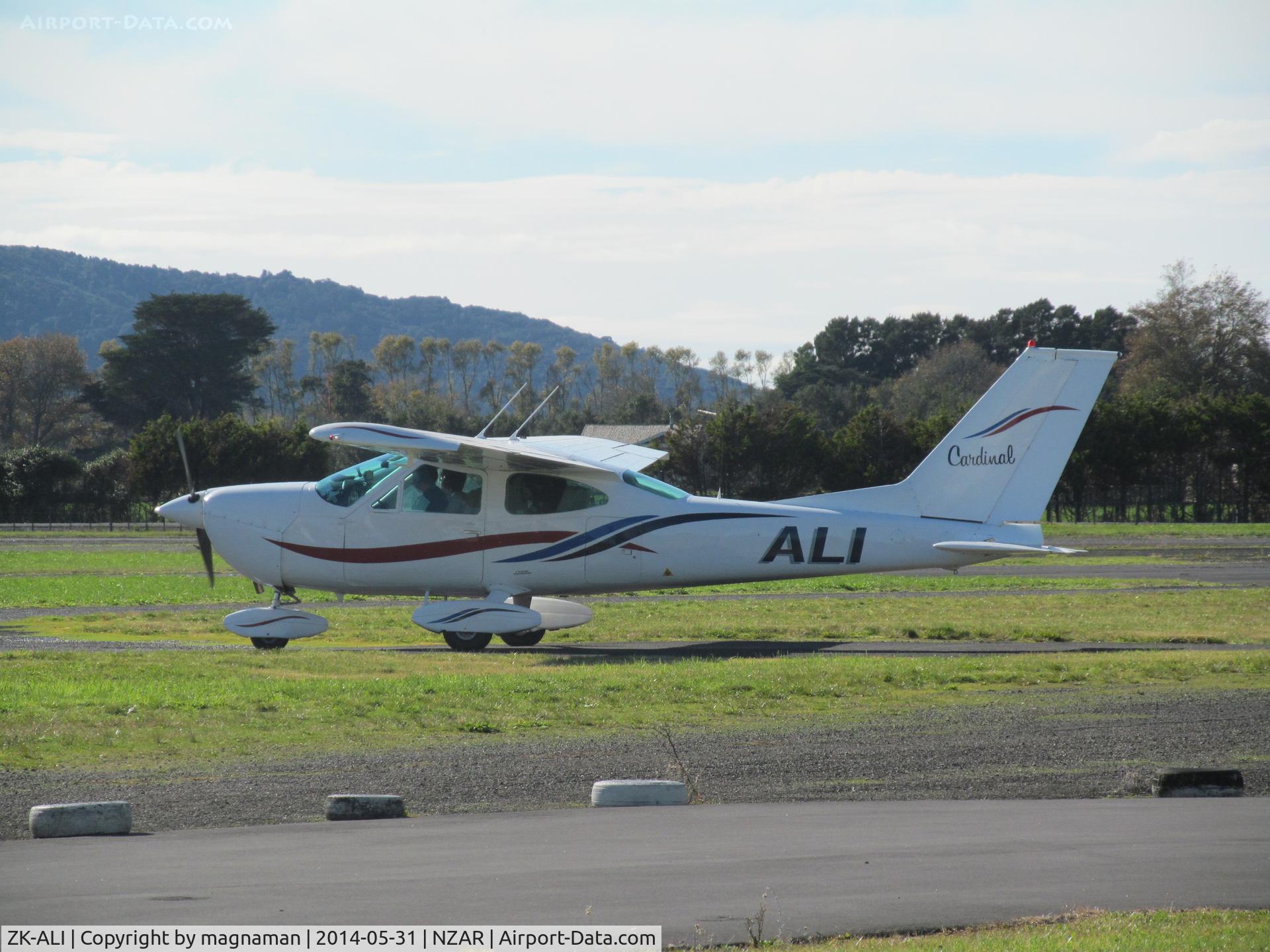 ZK-ALI, Cessna 177B Cardinal C/N 17701876, About to fly off for a spin