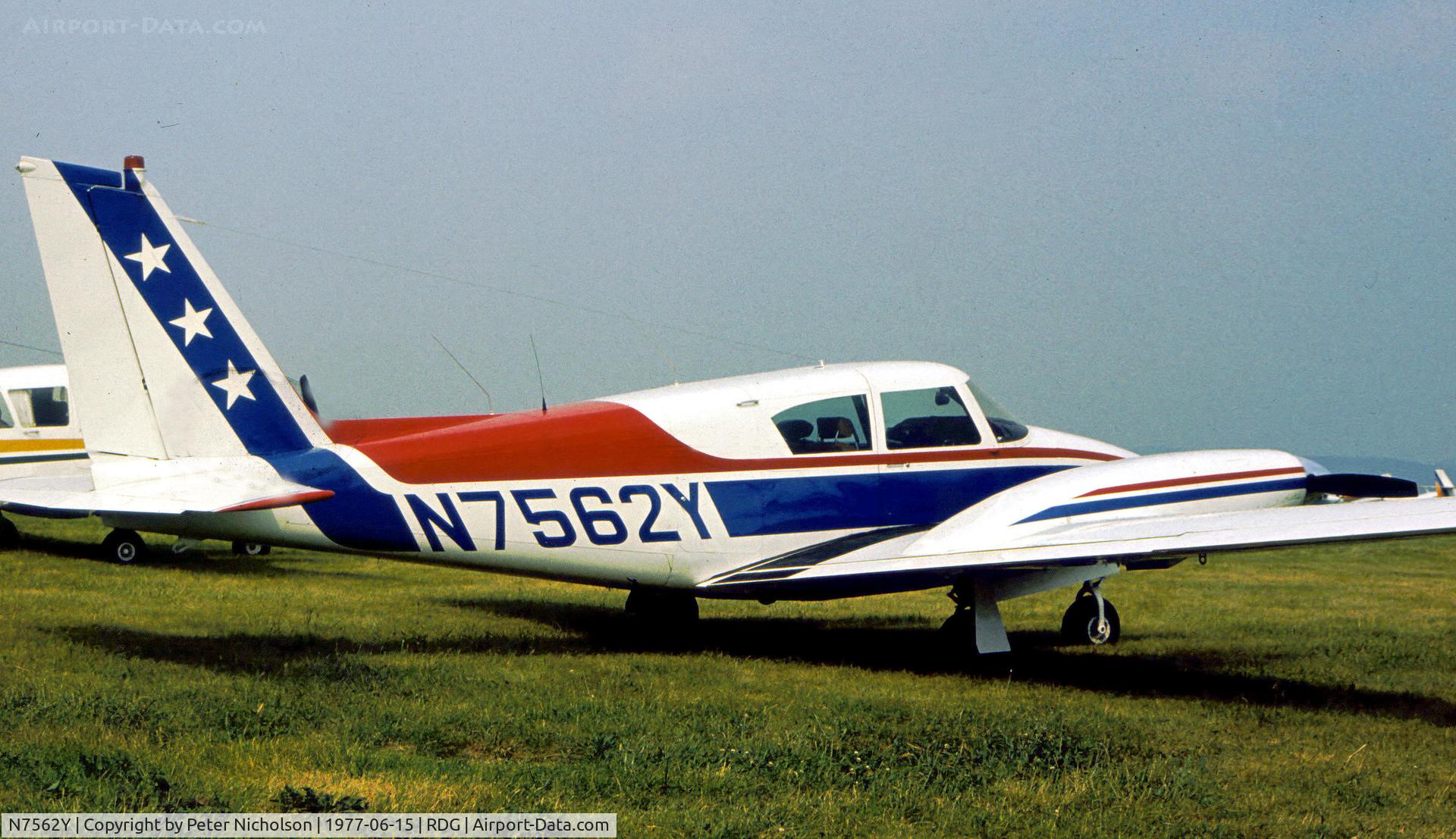 N7562Y, 1964 Piper PA-30 Twin Comanche Twin Comanche C/N 30-625, This PA-30 Twin Comanche was seen at the 1977 Reading Airshow.