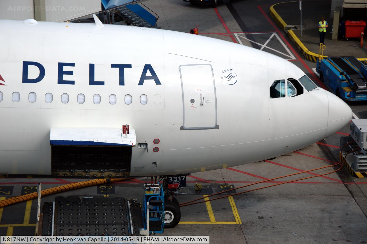 N817NW, 2007 Airbus A330-323 C/N 0843, Delta A330-300 at Schiphol airport.