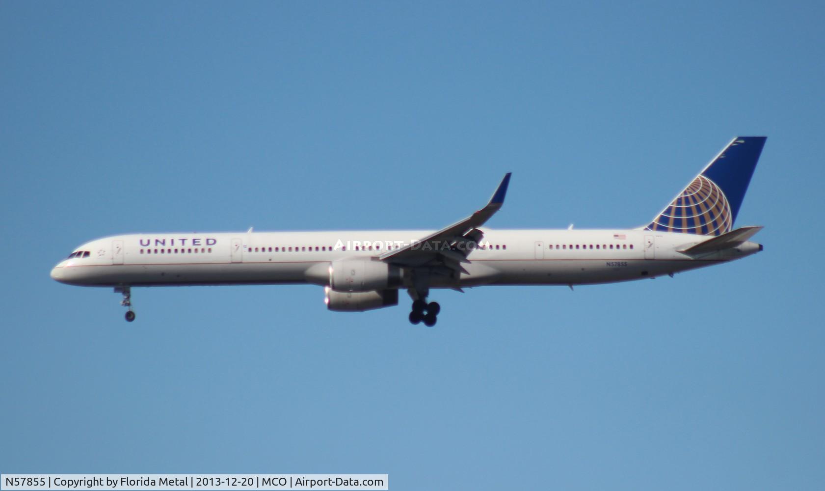 N57855, 2004 Boeing 757-324 C/N 32814, United 757-300