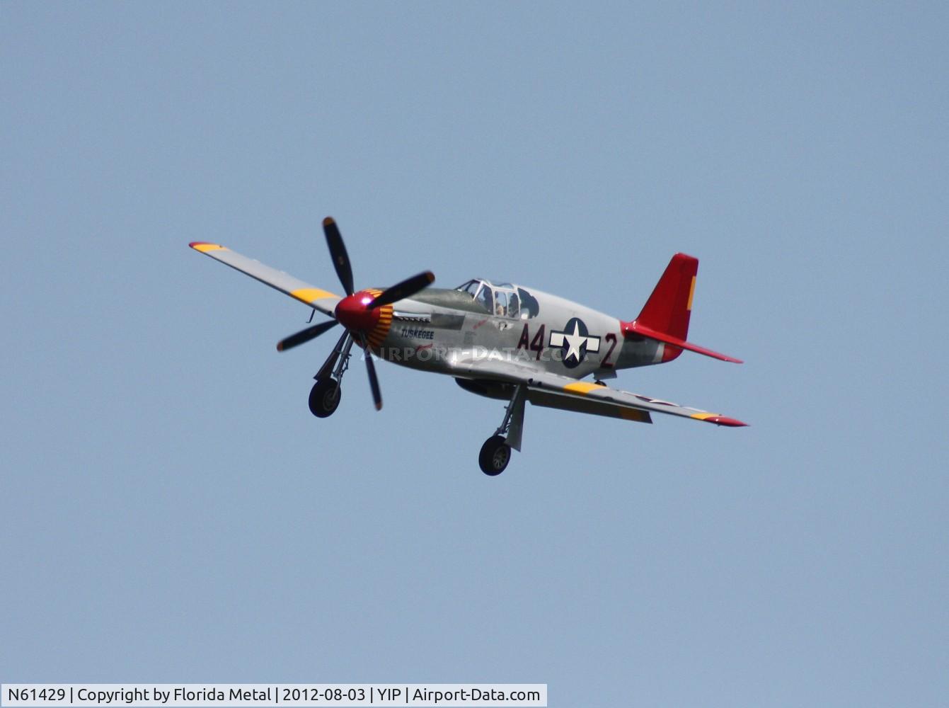 N61429, 1942 North American P-51C Mustang C/N 103-26199, P-51C arriving at Thunder Over Michigan