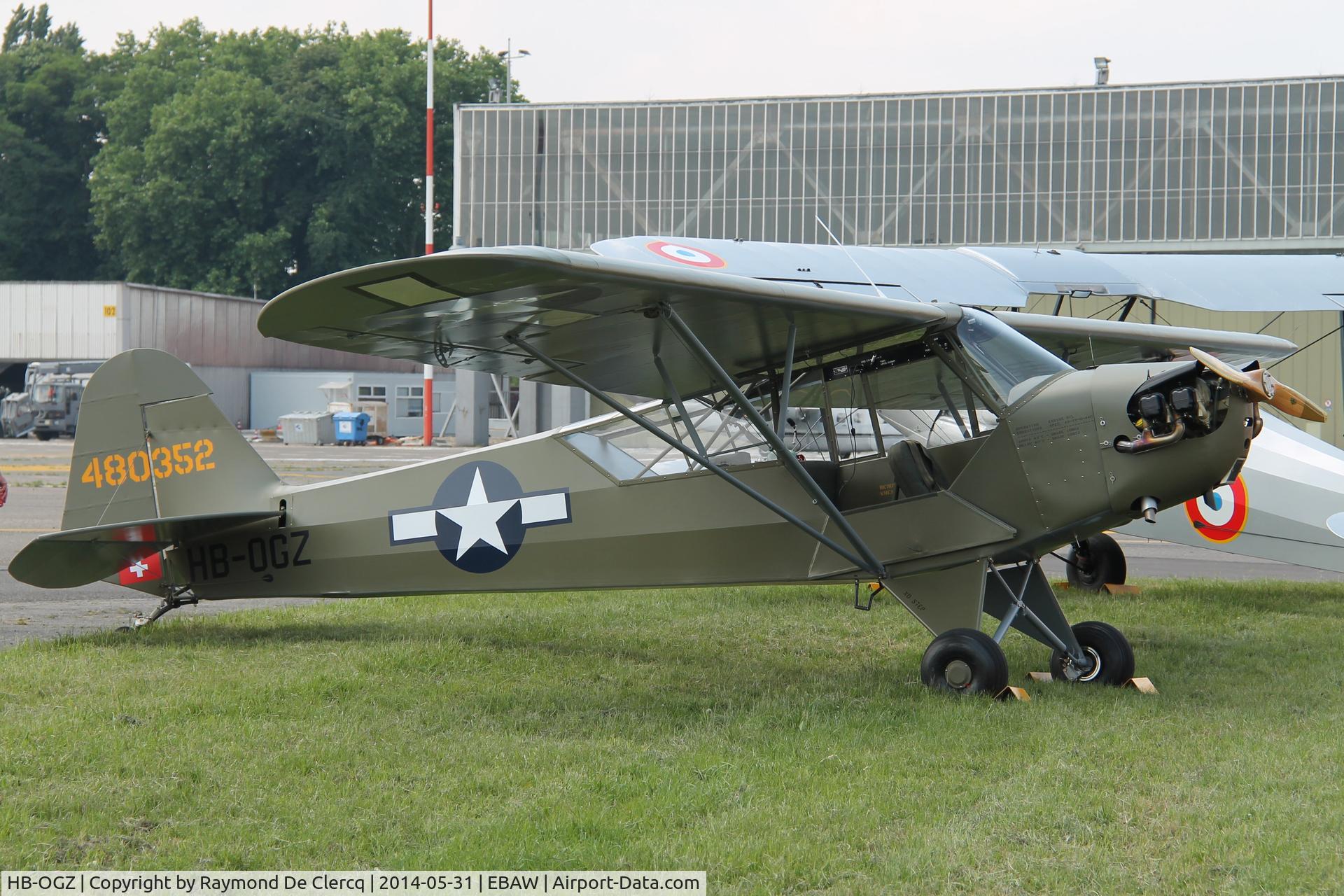HB-OGZ, 1944 Piper L-4J Grasshopper (J3C-65D) C/N 12648, Stampe Fly Inn, Antwerp Airport.