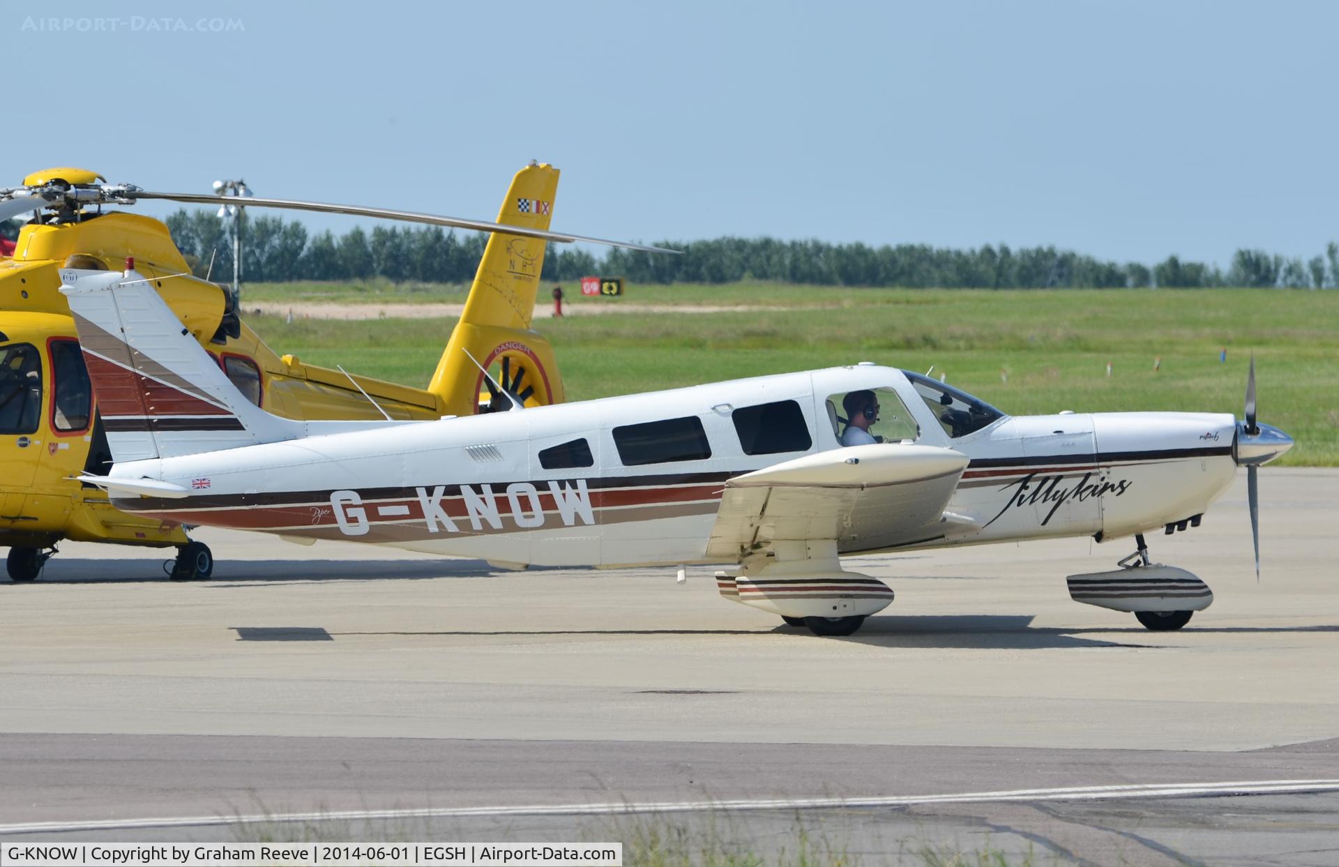 G-KNOW, 1978 Piper PA-32-300 Cherokee Six Cherokee Six C/N 32-7840111, Heading for the Delta taxi way.