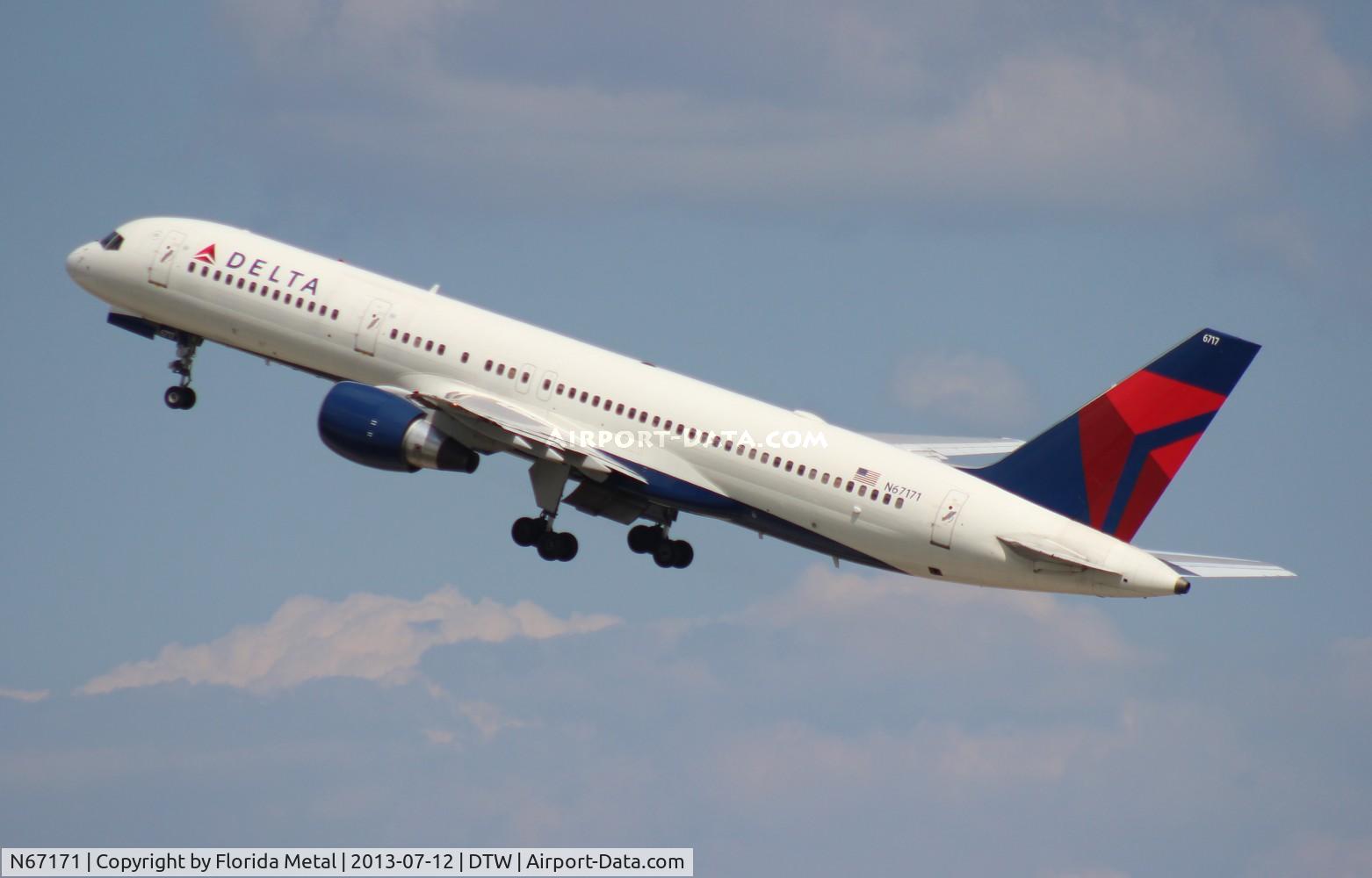 N67171, 2001 Boeing 757-232 C/N 30839, Delta 757-200