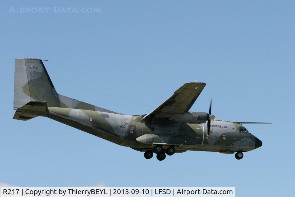 R217, Transall C-160R C/N 220, Landing on BA102