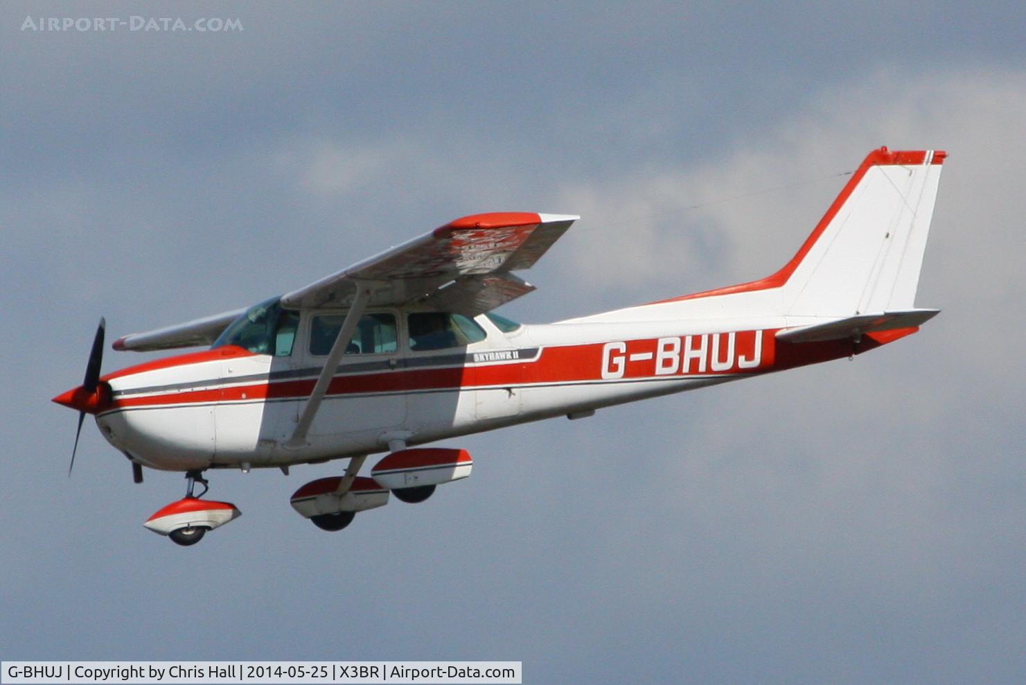 G-BHUJ, 1979 Cessna 172N Skyhawk II C/N 172-71932, visitor at the Cold War Jets Open Day 2014