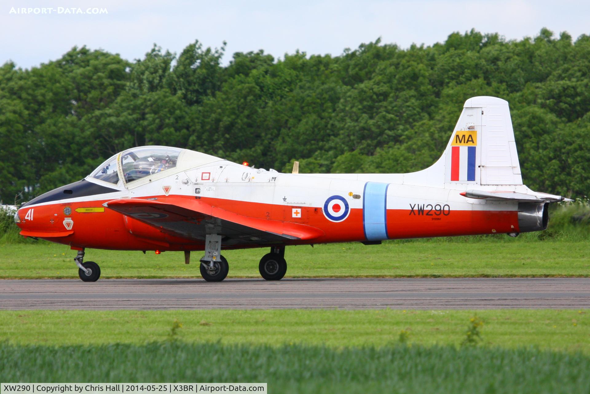 XW290, 1969 BAC 84 Jet Provost T.5A C/N EEP/JP/954, at the Cold War Jets Open Day 2014