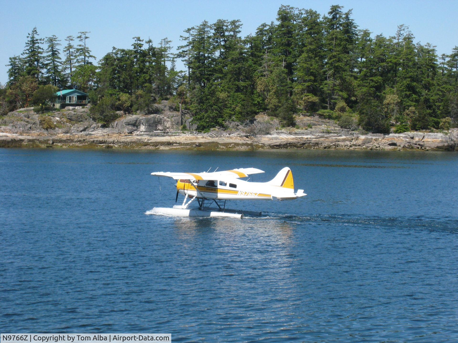 N9766Z, 1953 De Havilland Canada U-6A Beaver C/N 504, Departing Manson's Lagoon, Cortes Island